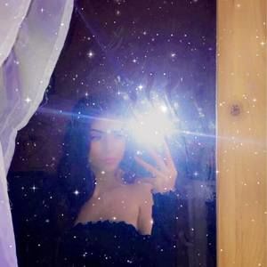 Meet your Posher, Vanessa